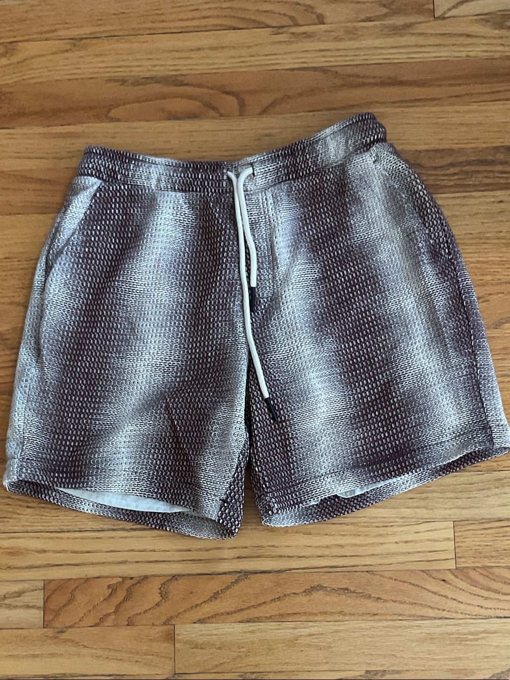 OAS Men's Red and White Drawstring Shorts